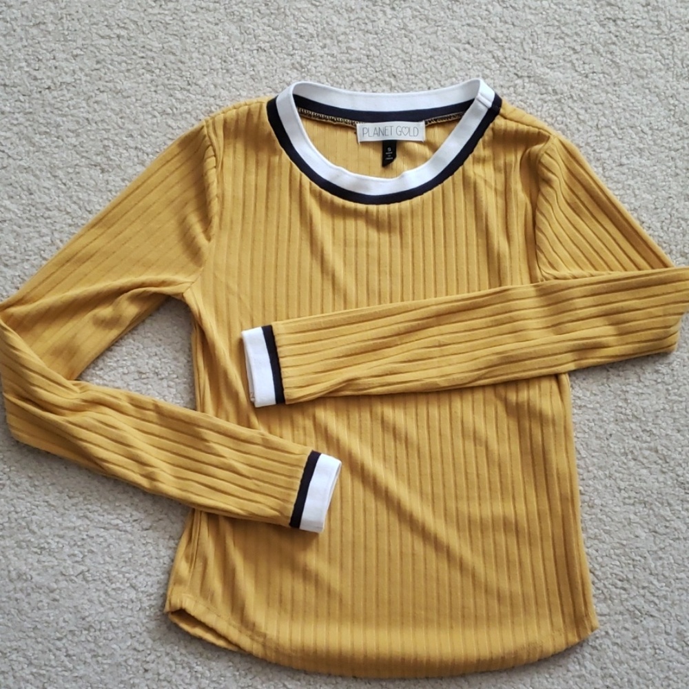 Soft polyester long sleeve shirt